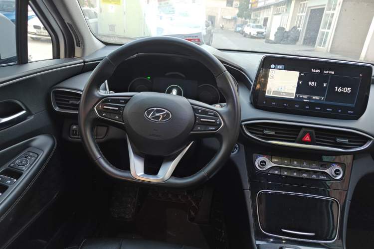 Used Hyundai Santa Fe 2020 380 TGDi Automatic Two-Wheel Drive GLS Luxury Edition Steering Wheel