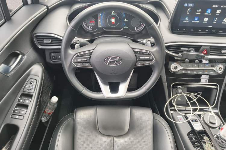 Used Hyundai Santa Fe 2020 380 TGDi Automatic Two-Wheel Drive GLS Luxury Edition Steering Wheel
