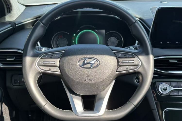 Used Hyundai Santa Fe 2020 380 TGDi Automatic Two-Wheel Drive GLS Luxury Edition Steering Wheel