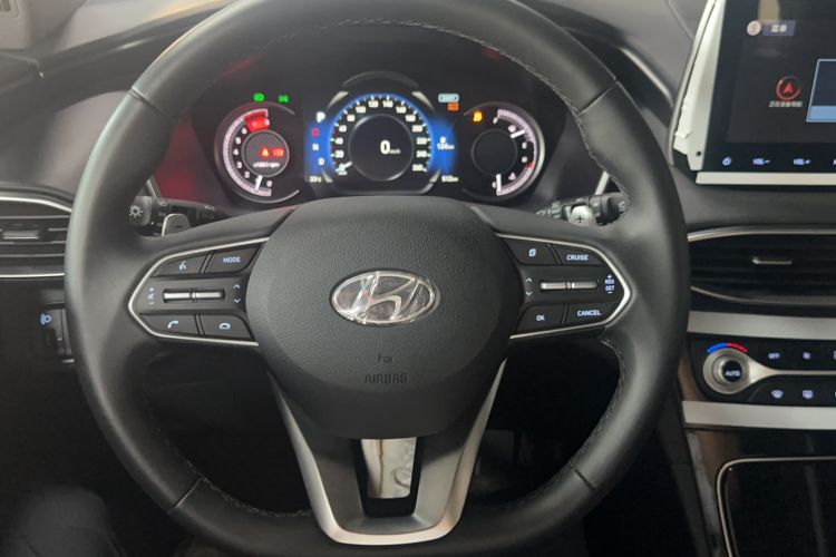Used Hyundai Santa Fe 2020 380 TGDi Automatic Two-Wheel Drive GLS Luxury Edition Steering Wheel