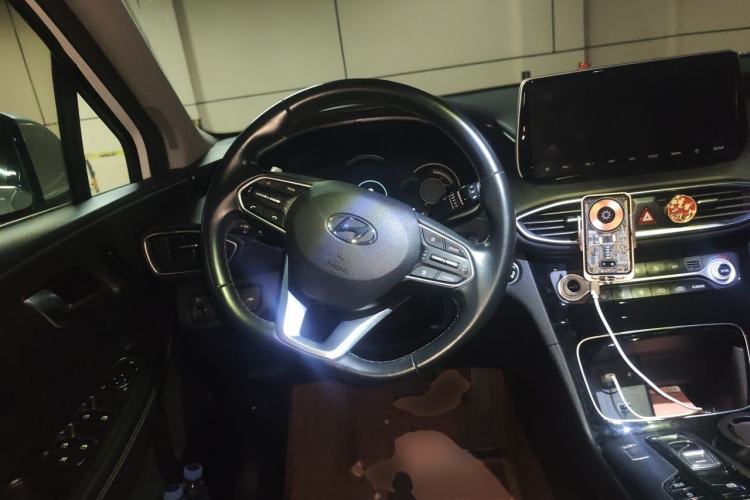 Used Hyundai Santa Fe 2020 380 TGDi Automatic Two-Wheel Drive DLX Prestige Edition PLUS Steering Wheel