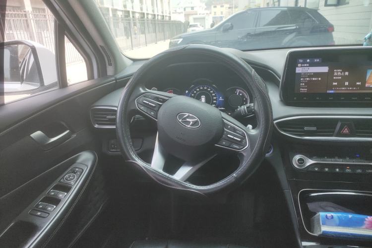 Used Hyundai Santa Fe 2020 380 TGDi Automatic Two-Wheel Drive GLS Luxury Edition Steering Wheel