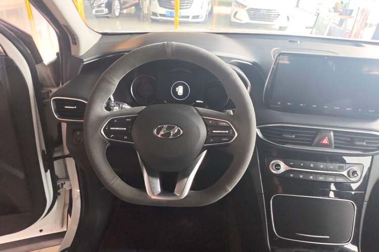 Used Hyundai Santa Fe 2020 380 TGDi Automatic Two-Wheel Drive GLS Luxury Edition Steering Wheel