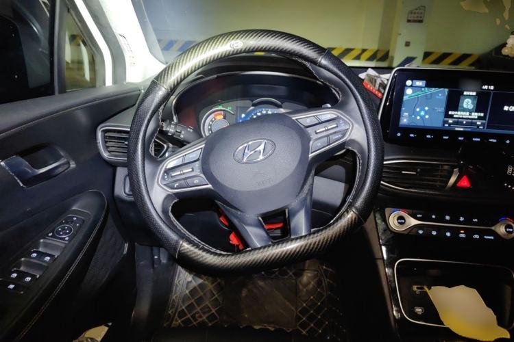 Used Hyundai Santa Fe 2020 380 TGDi Automatic Two-Wheel Drive GLS Luxury Edition Steering Wheel