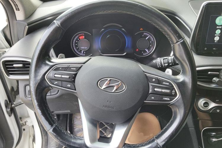 Used Hyundai Santa Fe 2020 380 TGDi Automatic Two-Wheel Drive GLS Luxury Edition Steering Wheel