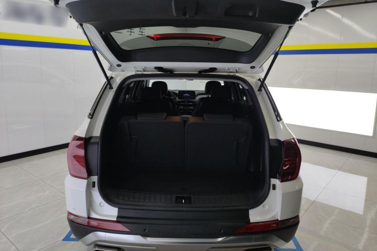 Used Hyundai Santa Fe 2020 380 TGDi Automatic Two-Wheel Drive GLS Luxury Edition Trunk