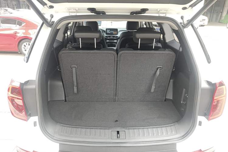 Used Hyundai Santa Fe 2020 380 TGDi Automatic All-Wheel Drive DLX HTRAC Prestige PLUS Trunk