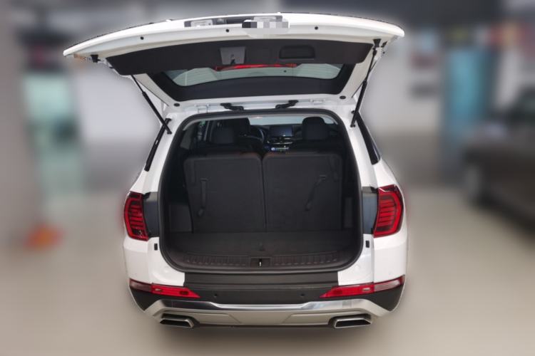 Used Hyundai Santa Fe 2020 380 TGDi Automatic Two-Wheel Drive GLS Luxury Edition Trunk