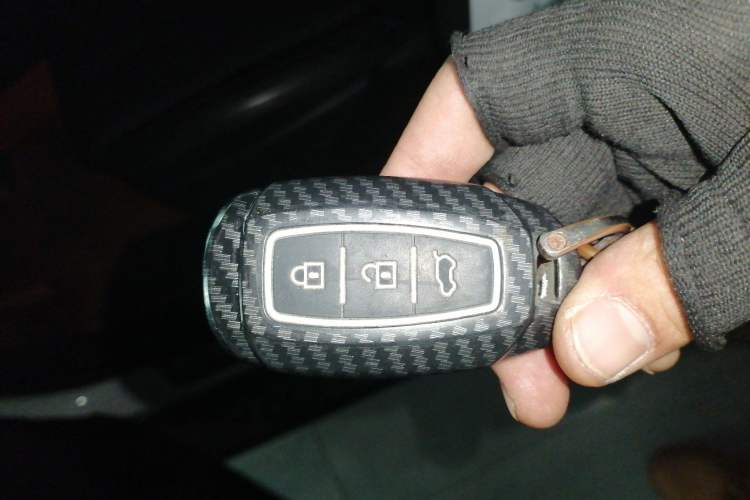 Used Hyundai Santa Fe 2020 380 TGDi Automatic Two-Wheel Drive GLS Luxury Edition Vehicle Key