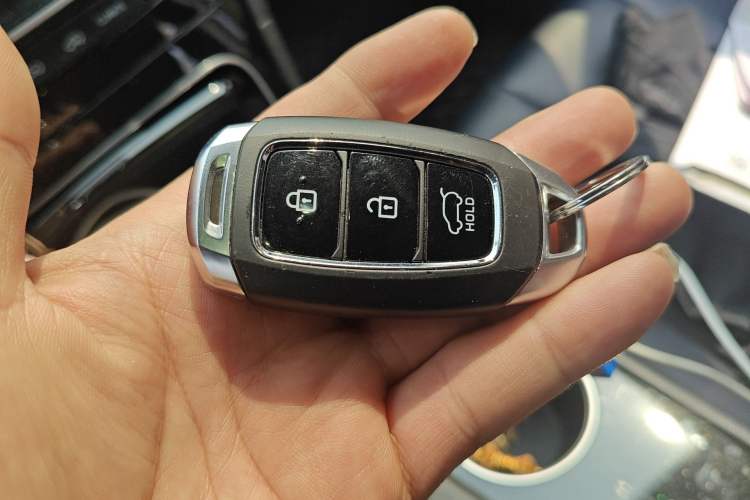 Used Hyundai Santa Fe 2020 380 TGDi Automatic Two-Wheel Drive GLS Luxury Edition Vehicle Key