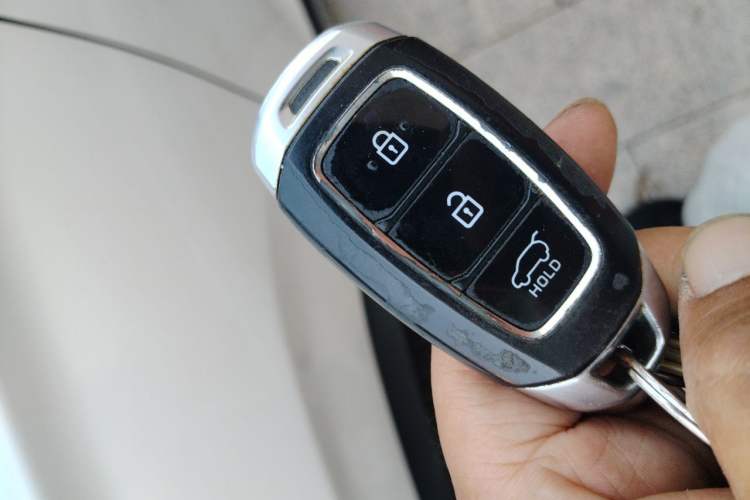 Used Hyundai Santa Fe 2020 380 TGDi Automatic Two-Wheel Drive GLS Luxury Edition Vehicle Key