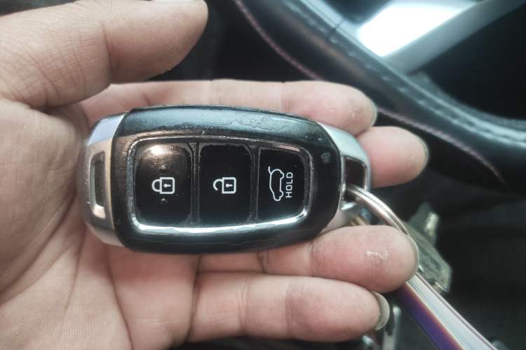 Used Hyundai Santa Fe 2020 380 TGDi Automatic Two-Wheel Drive GLS Luxury Edition Vehicle Key