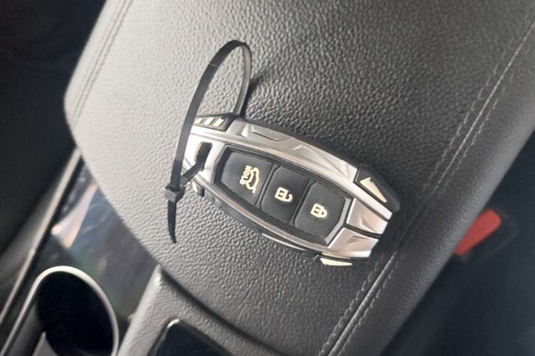 Used Hyundai Santa Fe 2020 380 TGDi Automatic Two-Wheel Drive GLS Luxury Edition Vehicle Key