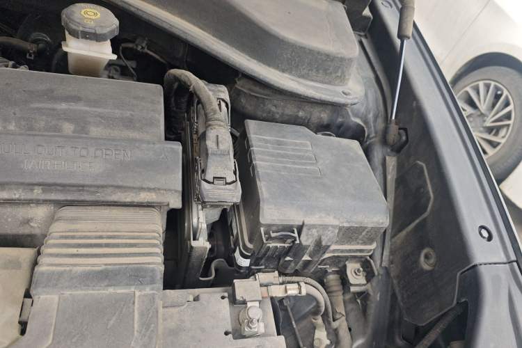 Used Hyundai Santa Fe 2023 Traveler 380T GDi Automatic Two-Wheel Drive GLX Elite Edition Engine Bay Left