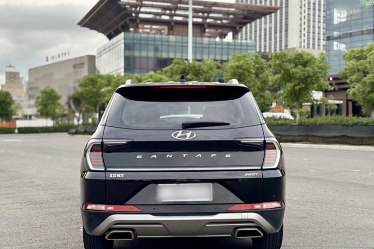 Used Hyundai Santa Fe 2023 Traveler 380T GDi Automatic Two-Wheel Drive GLX Elite Edition Exterior 5