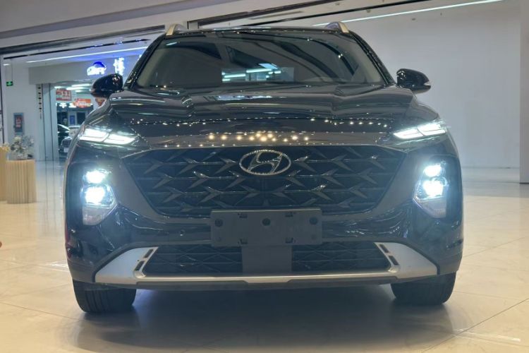 Used Hyundai Santa Fe 2023 Traveler 380T GDi Automatic All-Wheel Drive GLX HTRAC Elite Edition Exterior 5