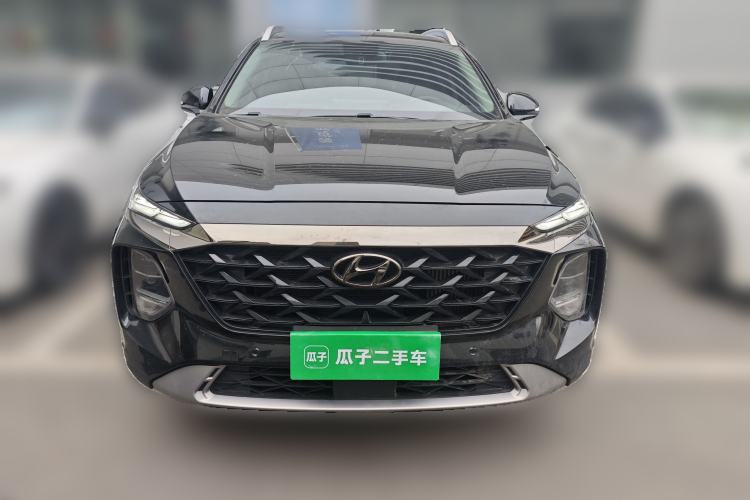 Used Hyundai Santa Fe 2023 Traveler 380T GDi Automatic Two-Wheel Drive GLX Elite Edition Front