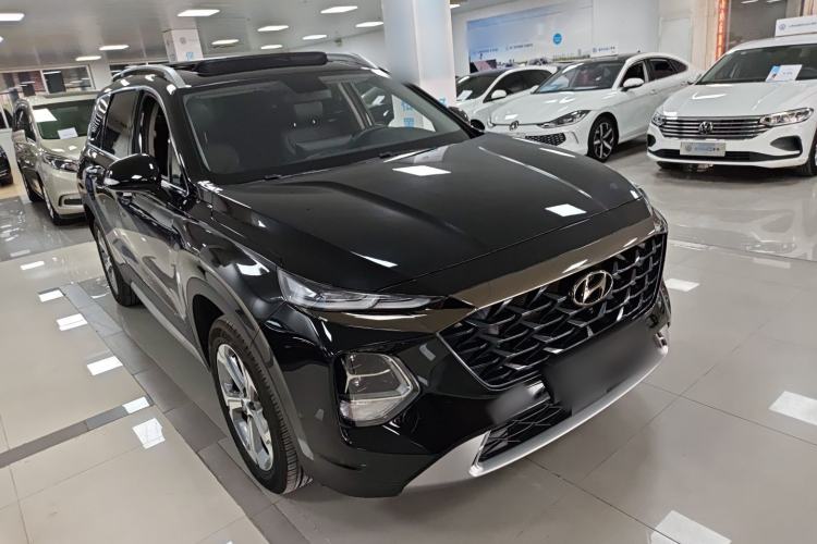 Used Hyundai Santa Fe 2023 Traveler 380T GDi Automatic All-Wheel Drive GLX HTRAC Elite Edition Front Right 45 Deg