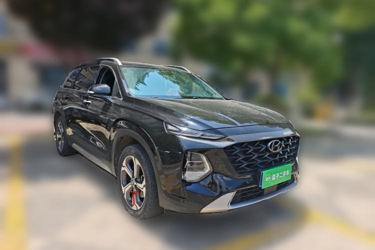 Used Hyundai Santa Fe 2023 Traveler 380T GDi Automatic Two-Wheel Drive GLX Elite Edition Front Right 45 Deg