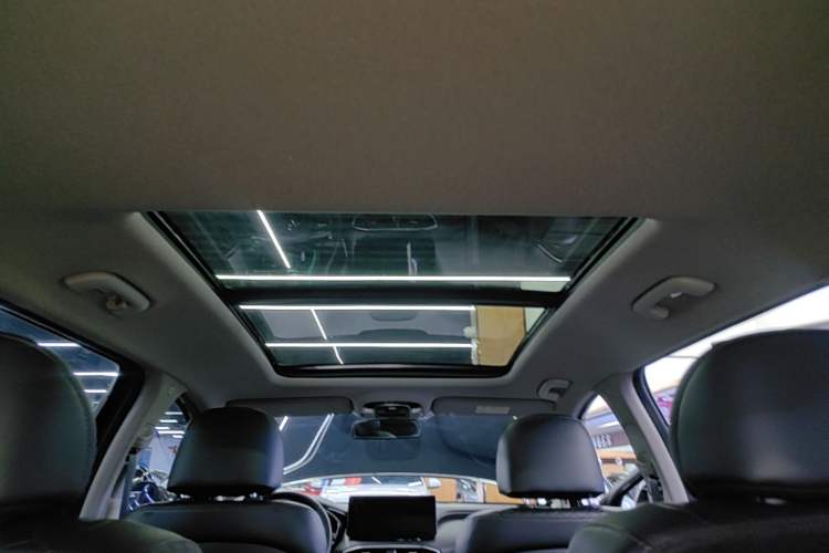 Used Hyundai Santa Fe 2023 Traveler 380T GDi Automatic All-Wheel Drive GLX HTRAC Elite Edition Headliner