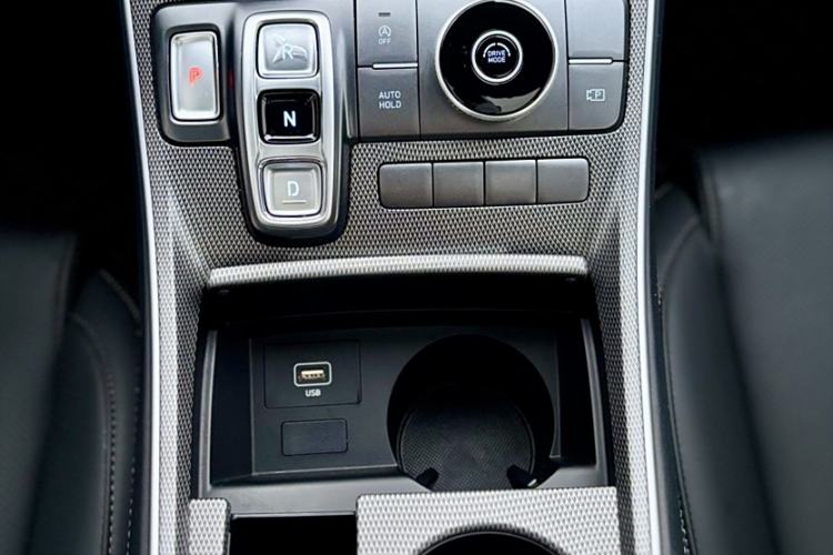Used Hyundai Santa Fe 2023 Traveler 380T GDi Automatic Two-Wheel Drive GLX Elite Edition Interior 4