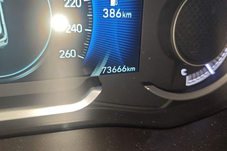 Used Hyundai Santa Fe 2023 Traveler 380T GDi Automatic Two-Wheel Drive GLX Elite Edition Odometer Close Up