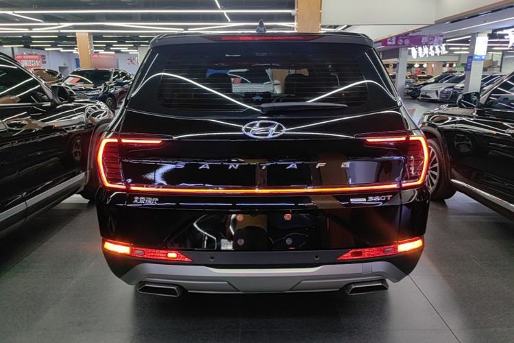 Used Hyundai Santa Fe 2023 Traveler 380T GDi Automatic All-Wheel Drive GLX HTRAC Elite Edition Rear