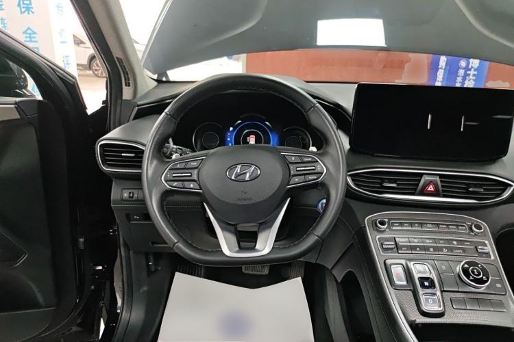 Used Hyundai Santa Fe 2023 Traveler 380T GDi Automatic All-Wheel Drive GLX HTRAC Elite Edition Steering Wheel