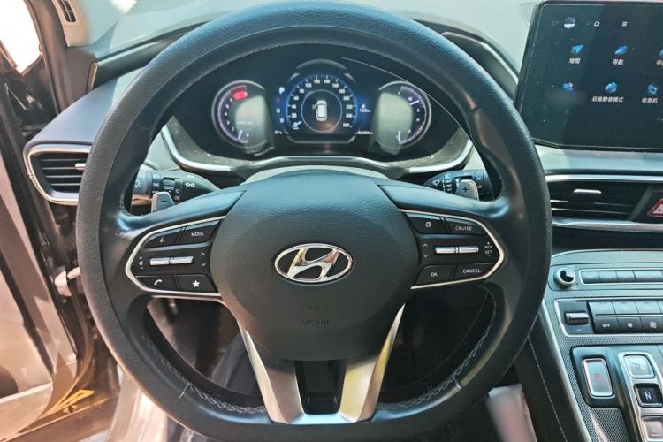 Used Hyundai Santa Fe 2023 Traveler 380T GDi Automatic Two-Wheel Drive GLX Elite Edition Steering Wheel