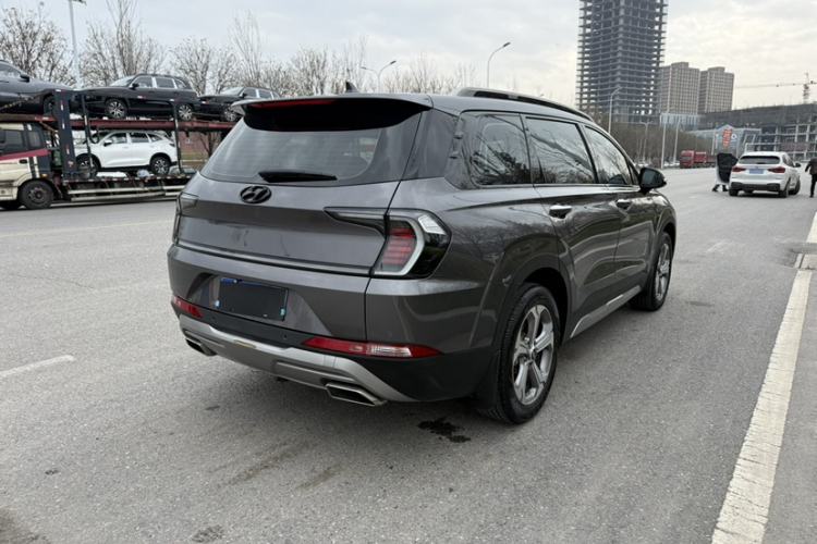 Used Hyundai Santa Fe 2023 Traveler 380T GDi Automatic Two-Wheel Drive GLX Elite Edition Exterior 6