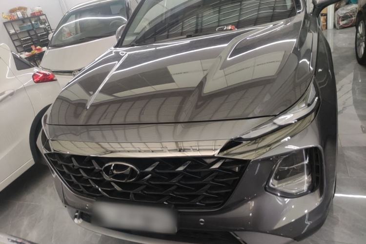 Used Hyundai Santa Fe 2023 Traveler 380T GDi Automatic Two-Wheel Drive GLX Elite Edition Front