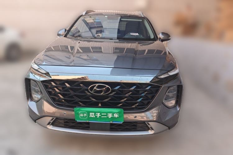Used Hyundai Santa Fe 2023 Traveler 380T GDi Automatic All-Wheel Drive GLX HTRAC Elite Edition Front
