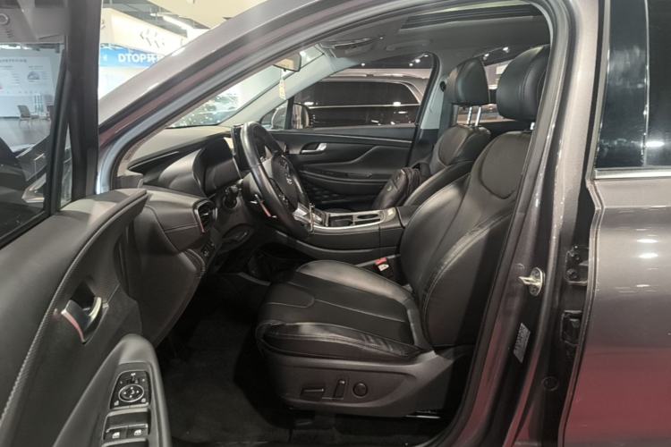 Used Hyundai Santa Fe 2023 Traveler 380T GDi Automatic Two-Wheel Drive GLX Elite Edition Left Front Seat