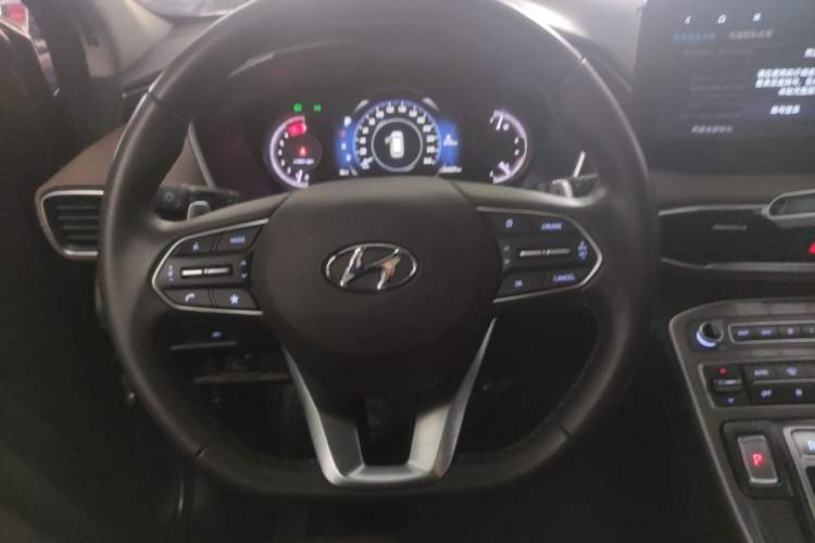 Used Hyundai Santa Fe 2023 Traveler 380T GDi Automatic Two-Wheel Drive GLX Elite Edition Steering Wheel
