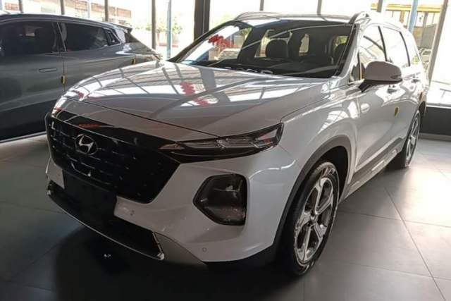 Used Hyundai Santa Fe 2023 Traveler 380T GDi Automatic Two-Wheel Drive GLX Elite Edition