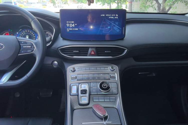 Used Hyundai Santa Fe 2023 Traveler 380T GDi Automatic Two-Wheel Drive GLX Elite Edition Audio And AC Panel