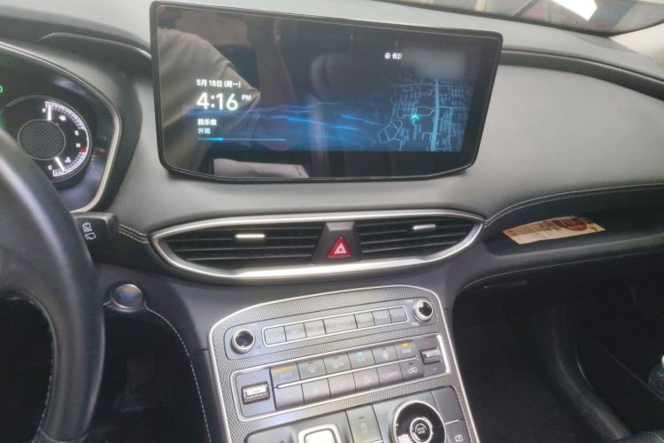 Used Hyundai Santa Fe 2023 Traveler 380T GDi Automatic Two-Wheel Drive GLX Elite Edition Audio And AC Panel