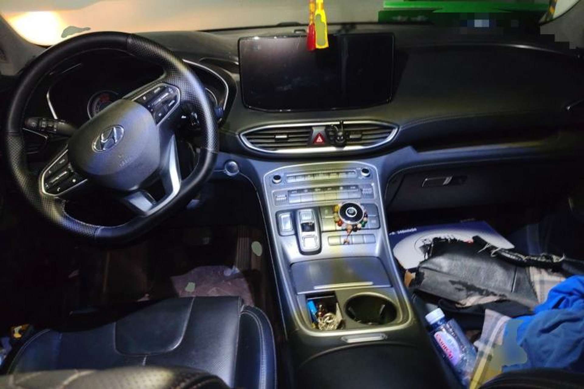 Used Hyundai Santa Fe 2023 Traveler 380T GDi Automatic Two-Wheel Drive GLX Elite Edition Center Console