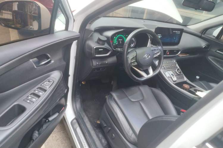 Used Hyundai Santa Fe 2023 Traveler 380T GDi Automatic Two-Wheel Drive GLX Elite Edition Driver Seat