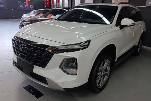 Used Hyundai Santa Fe 2023 Traveler 380T GDi Automatic Two-Wheel Drive GLX Elite Edition