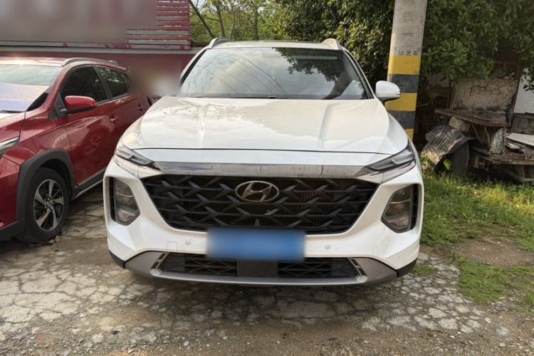 Used Hyundai Santa Fe 2023 Traveler 380T GDi Automatic Two-Wheel Drive GLX Elite Edition Exterior 1