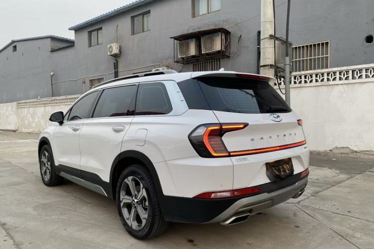 Used Hyundai Santa Fe 2023 Traveler 380T GDi Automatic Two-Wheel Drive GLX Elite Edition Exterior 2