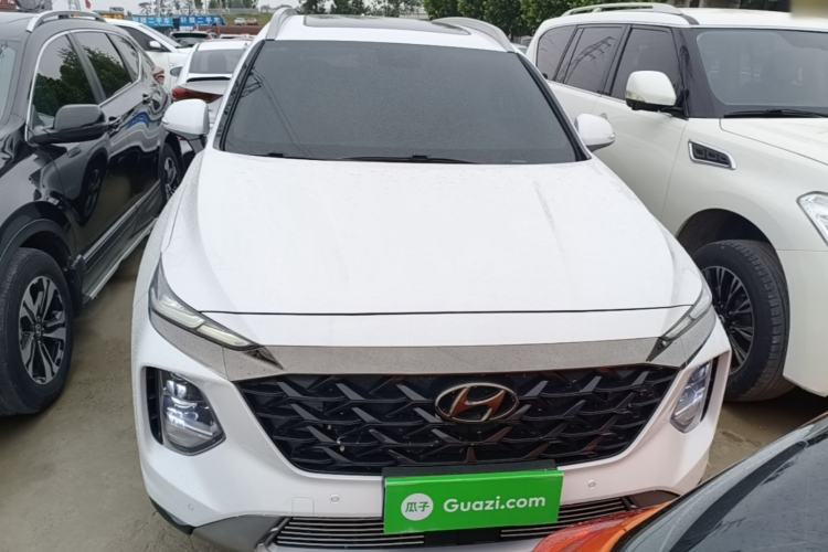 Used Hyundai Santa Fe 2023 Traveler 380T GDi Automatic All-Wheel Drive GLX HTRAC Elite Edition Front