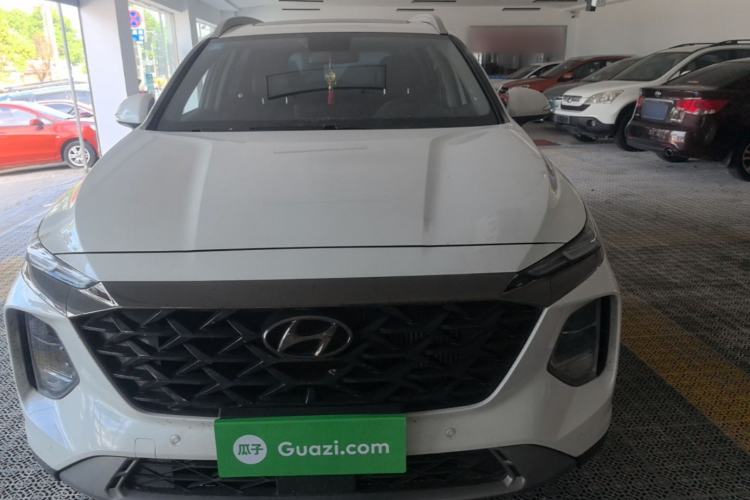 Used Hyundai Santa Fe 2023 Traveler 380T GDi Automatic Two-Wheel Drive GLX Elite Edition Front