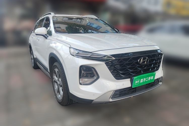 Used Hyundai Santa Fe 2023 Traveler 380T GDi Automatic All-Wheel Drive LUX HTRAC Prestige Edition Front Right 45 Deg