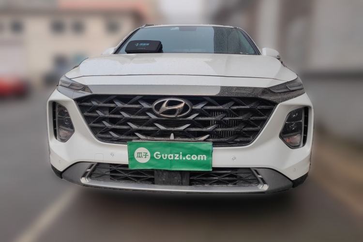 Used Hyundai Santa Fe 2023 Traveler 380T GDi Automatic All-Wheel Drive GLX HTRAC Elite Edition Front