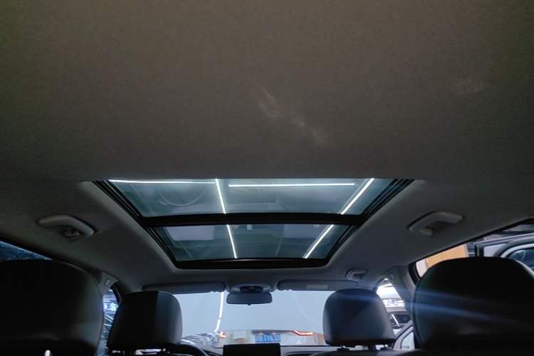 Used Hyundai Santa Fe 2023 Traveler 380T GDi Automatic All-Wheel Drive GLX HTRAC Elite Edition Headliner