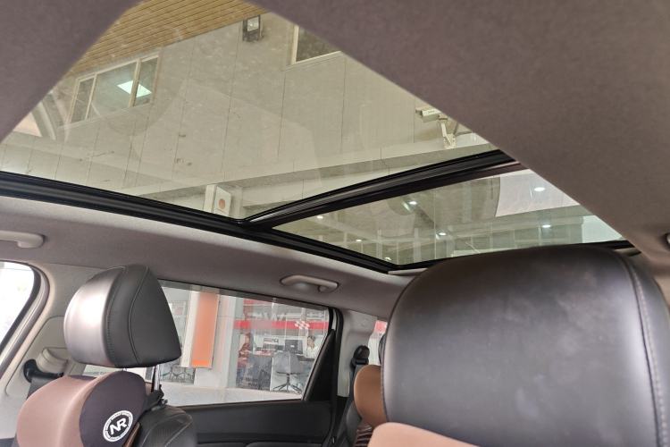 Used Hyundai Santa Fe 2023 Traveler 380T GDi Automatic Two-Wheel Drive GLX Elite Edition Headliner