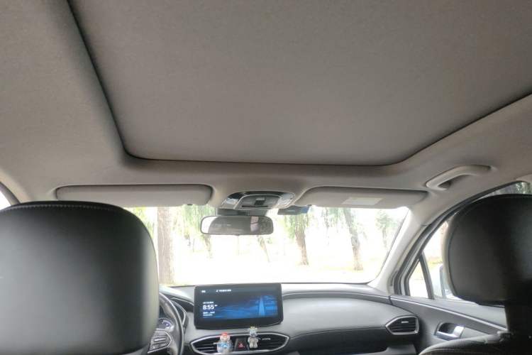 Used Hyundai Santa Fe 2023 Traveler 380T GDi Automatic All-Wheel Drive LUX HTRAC Prestige Edition Headliner