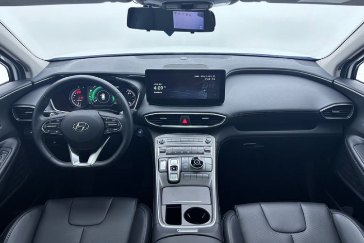 Used Hyundai Santa Fe 2023 Traveler 380T GDi Automatic All-Wheel Drive GLX HTRAC Elite Edition Interior 6
